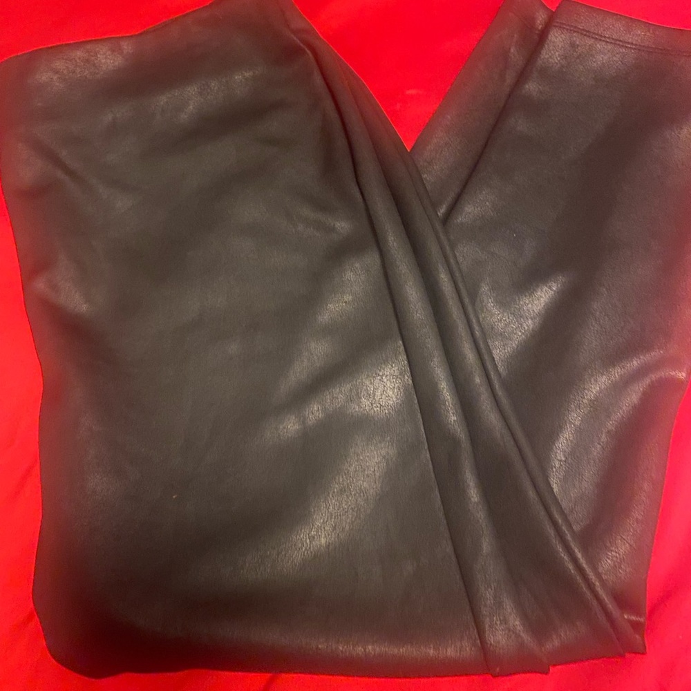 Black pants polyester/spandex 38 1/2 in length.  HDN Leather. Macy's.